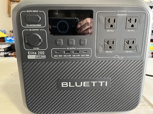 BLUETTI Elite 200 V2 and included solar panel in customer use — photo 1