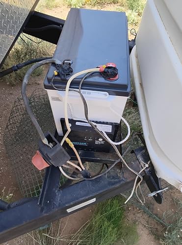 Customer-submitted photo of Renogy Wanderer Li 30A from an Amazon review