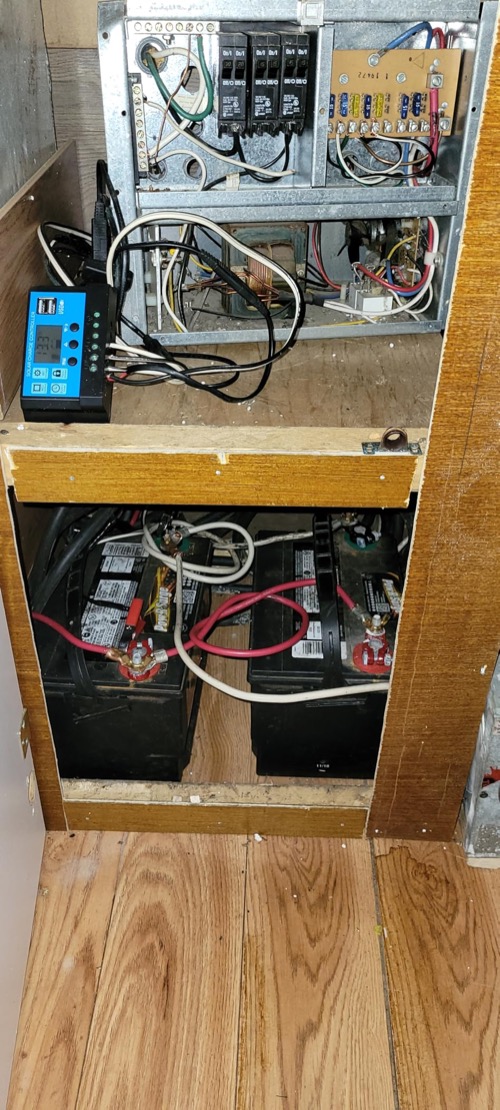 Customer-submitted photo of Rolokit 30A PWM from an Amazon review