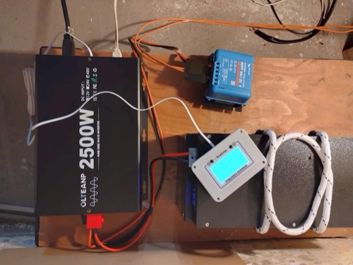 Customer-submitted photo of Victron Energy SmartSolar 100/20 from an Amazon review
