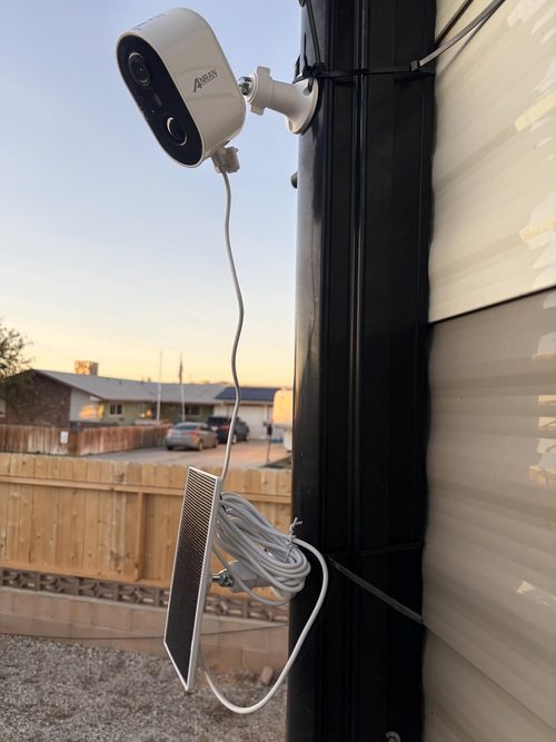 Customer installation of an ANRAN C2 with its solar panel mounted below the camera